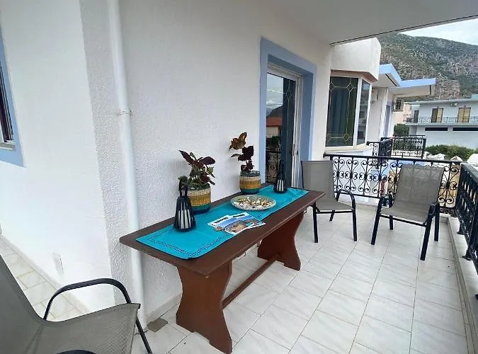 Vintage מונמבאסיה